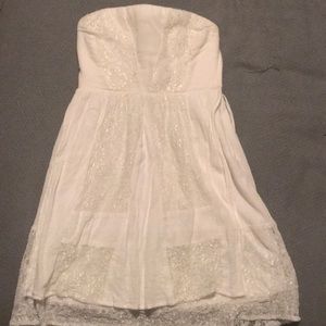 Beautiful white strapless dress